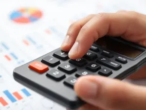 Kapitał własny: jak obliczyć i zrozumieć jego znaczenie?